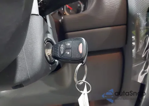 2005 Jeep Liberty Renegade from USA, damaged, VIN 1J4GL38K85W650982